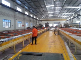 生產(chǎn)車(chē)間